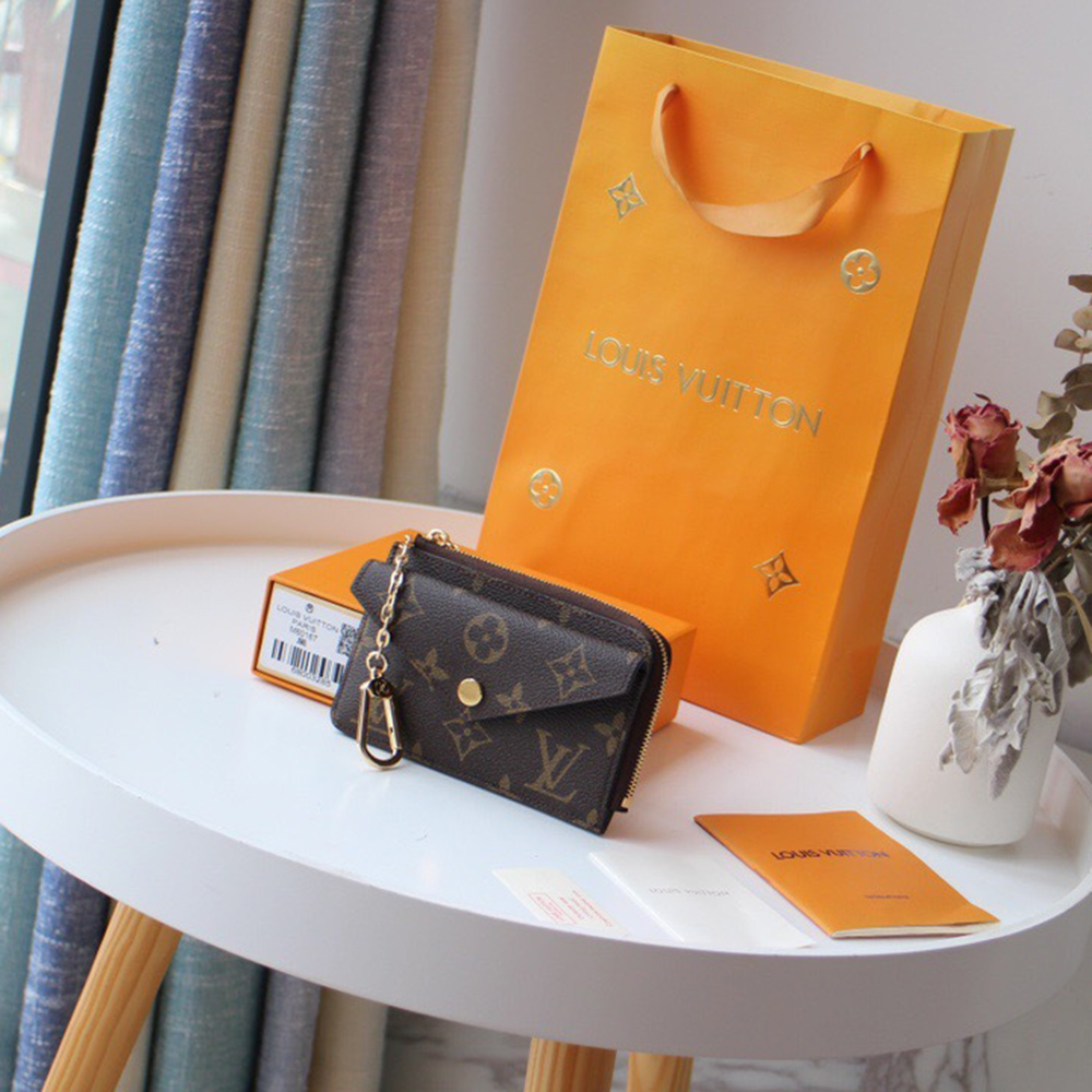 Louis Vuitton Wallets M69431 13*9.5*2.5cm