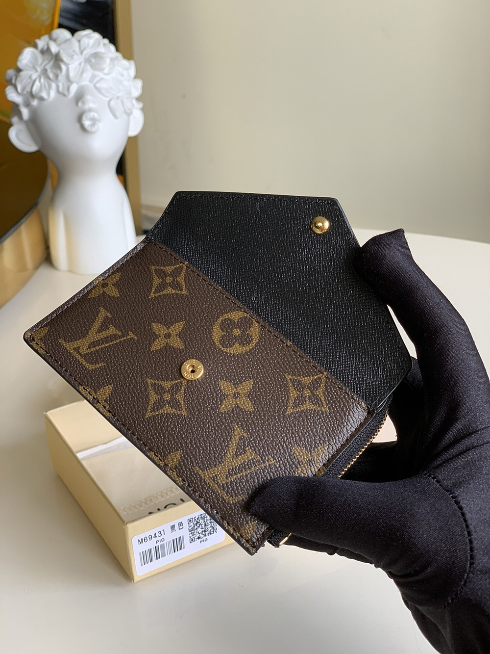 Louis Vuitton Wallets M69431 13*9.5*2.5cm