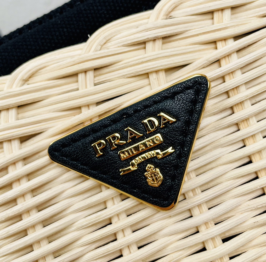 Prada Bags 1BG835 26*18*11.5cm