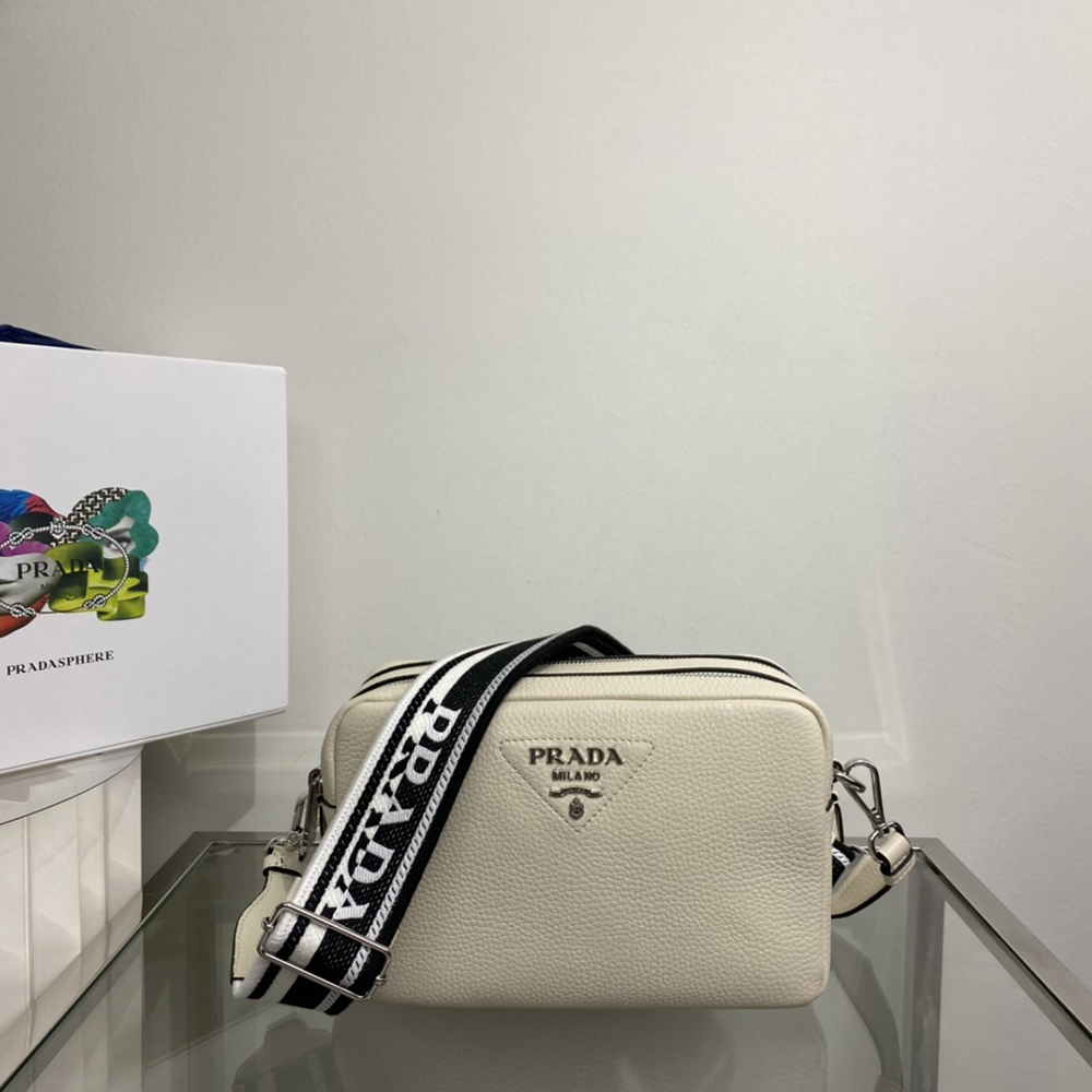 Prada Bags 1BH082 22*14*8cm