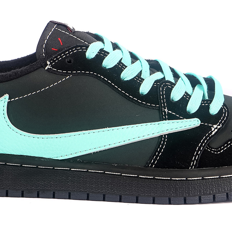 TRAVIS SCOTT X AIR JORDAN 1 LOW OG & TIFFANY & Co