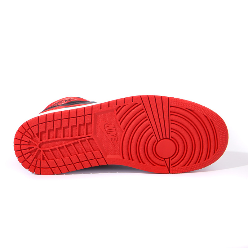 Air Jordan 1 Retro High OG 'Satin Bred'