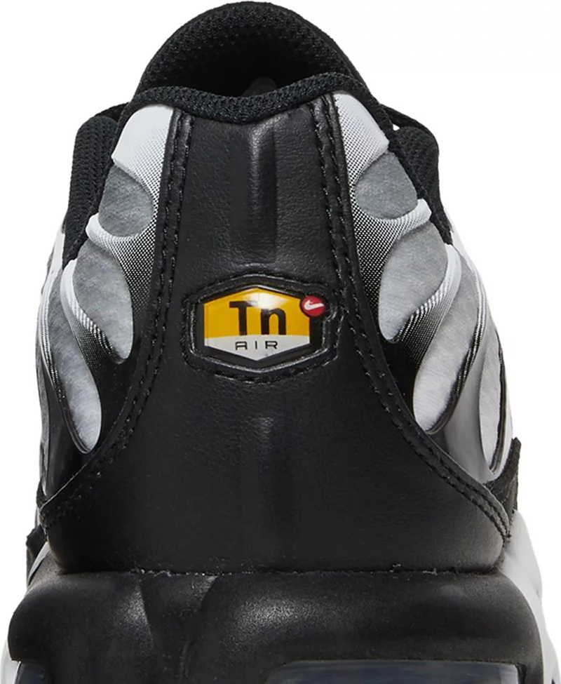 Air Max Plus ''Black Metallic Silver''