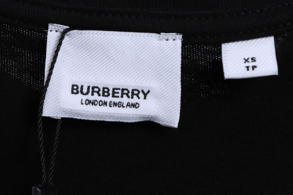 Burberry Crest Intarsia Short Sleeve_CM_1