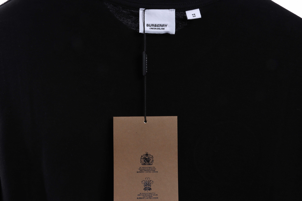 Burberry Crest Intarsia Short Sleeve_CM_1