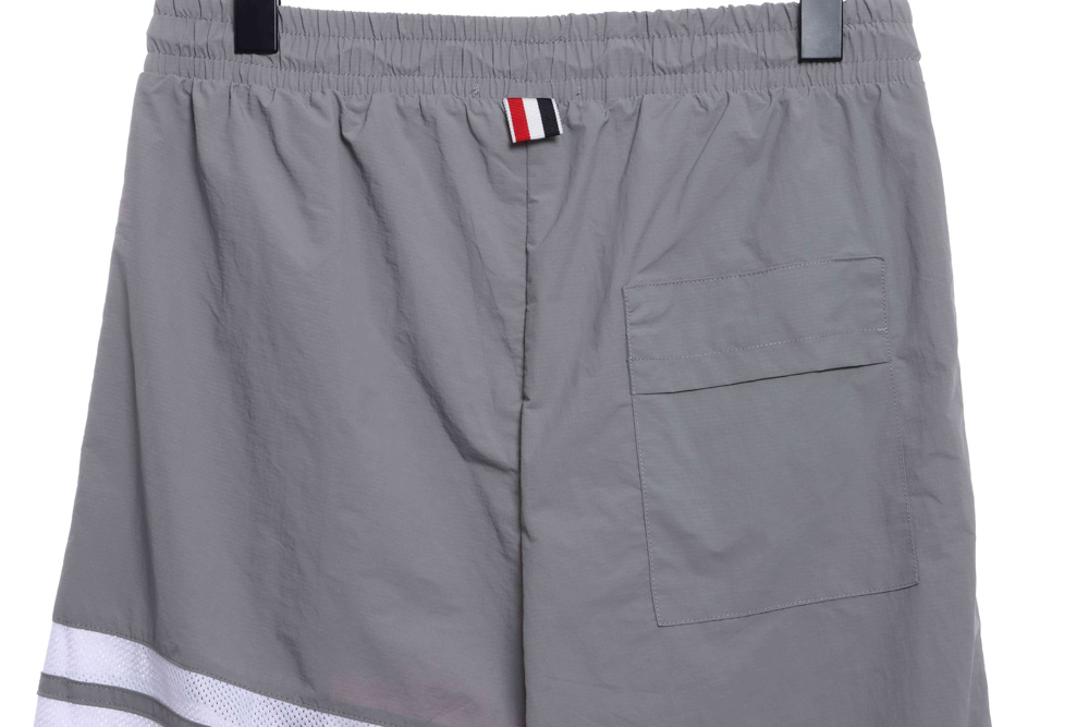 Lightweight cargo trousers in TB technical fabric
