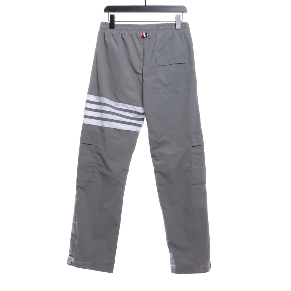 Lightweight cargo trousers in TB technical fabric