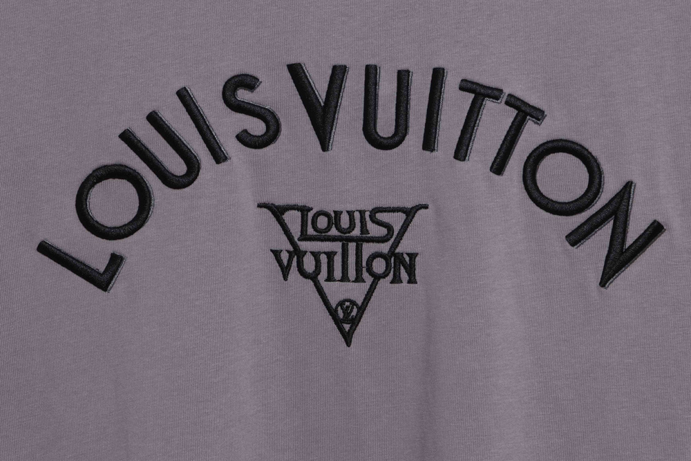 LV embroidered triangle letter short sleeves