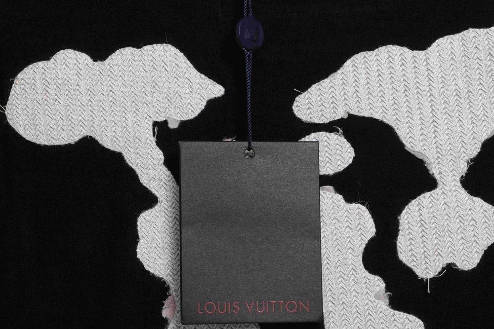 LV Back Floating Embroidered Cloud Short Sleeves