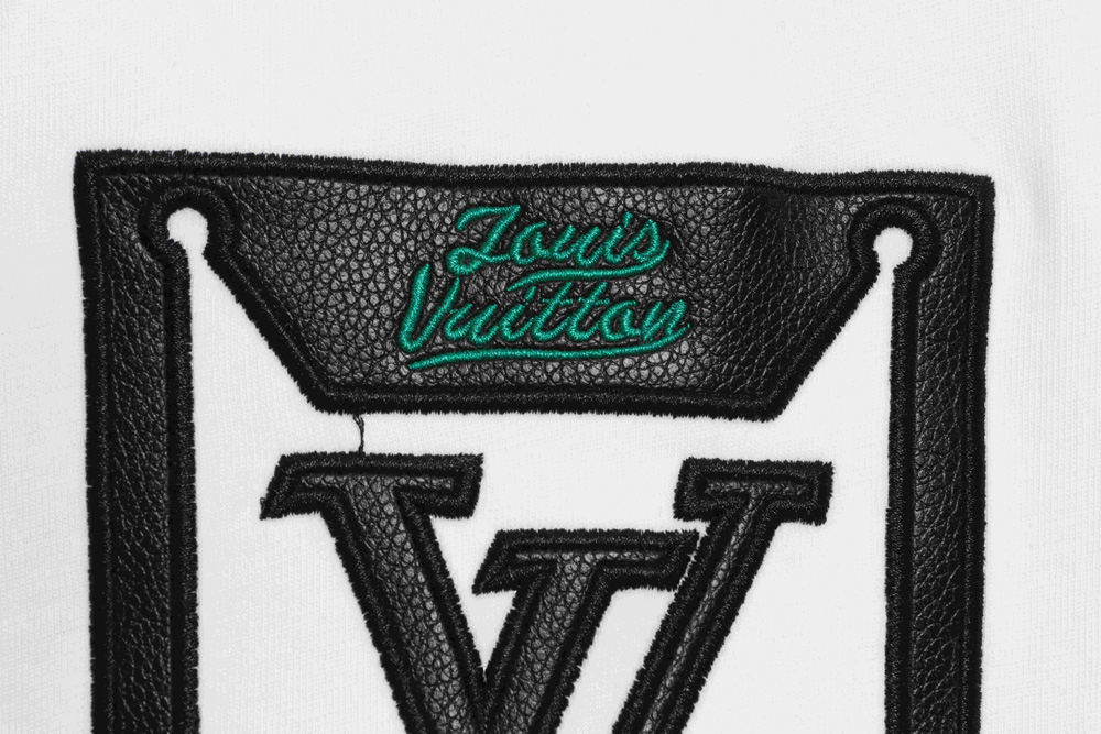 LV chest green pocket letters short sleeves