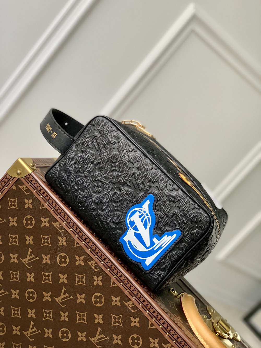 Louis Vuitton Bags M58515 15*24*15cm