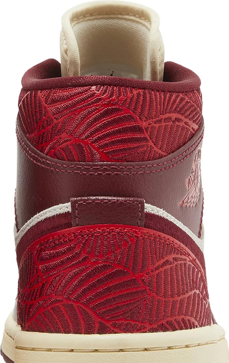 Air Jordan 1 Mid SE 
