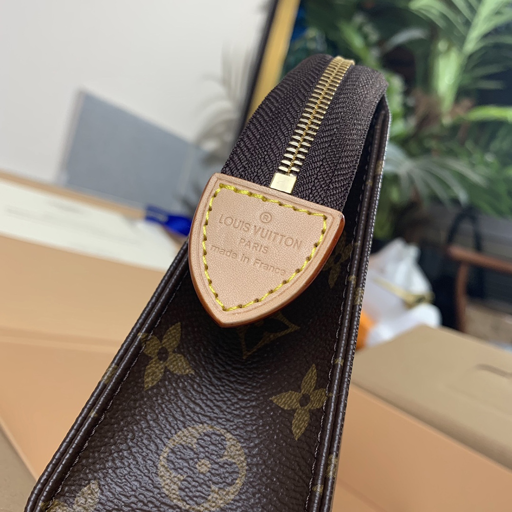 Louis Vuitton Bags M47544 19*15*6cm