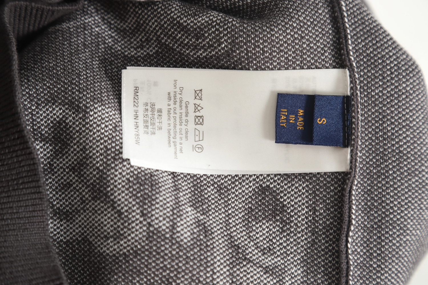 Louis Vuitton Bugs Bunny Limited Crew Neck Sweater