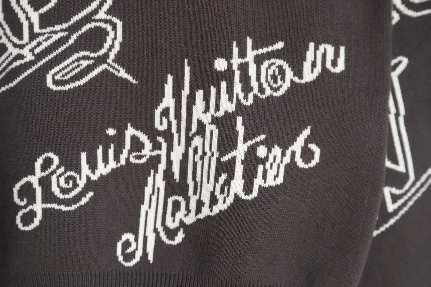 Louis Vuitton Bugs Bunny Limited Crew Neck Sweater