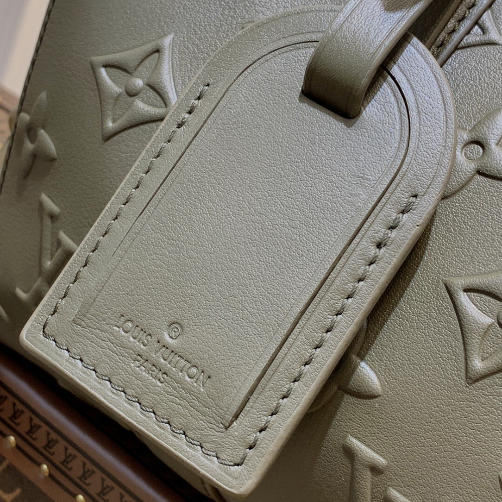 Louis Vuitton Bags M57955 27*17*13cm