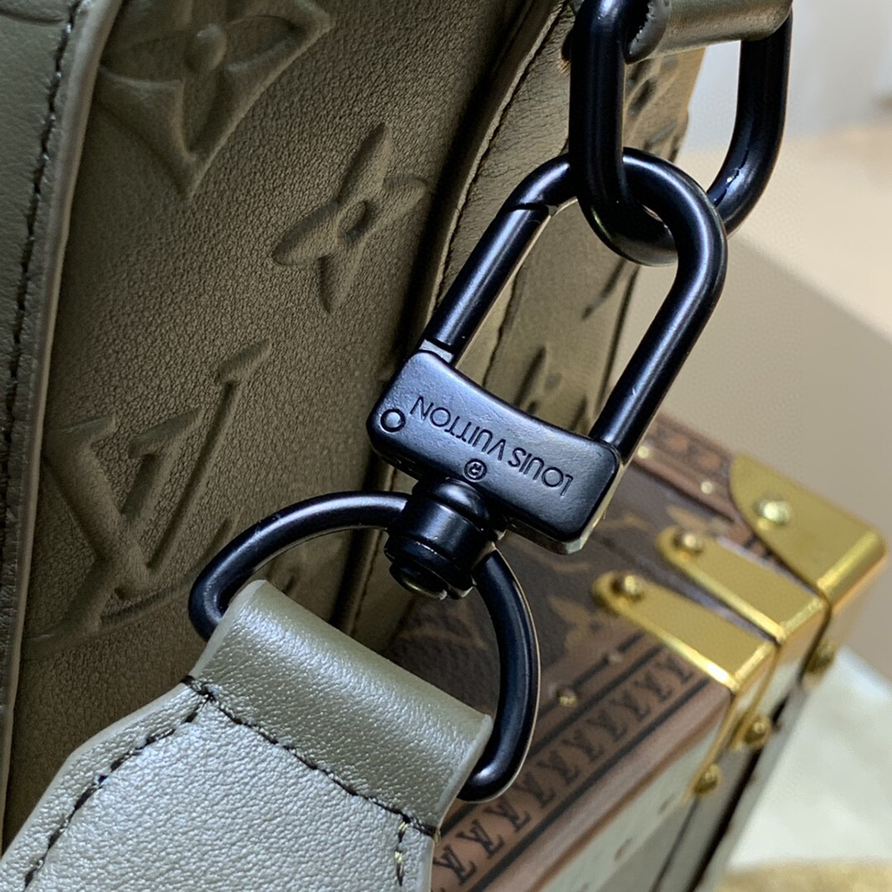 Louis Vuitton Bags M57955 27*17*13cm