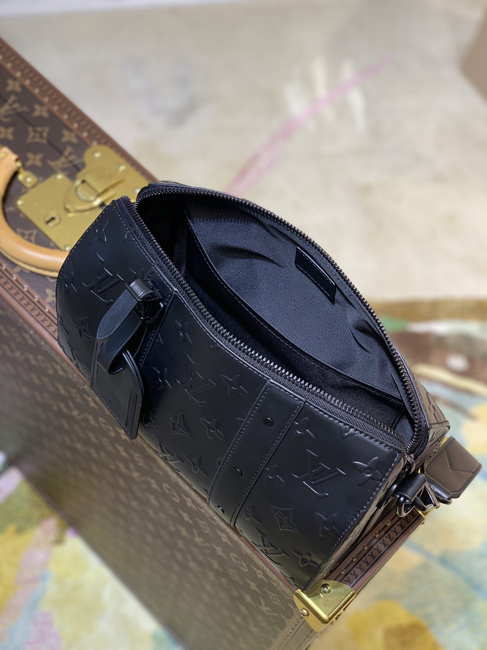 Louis Vuitton Bags M57955 27*17*13cm