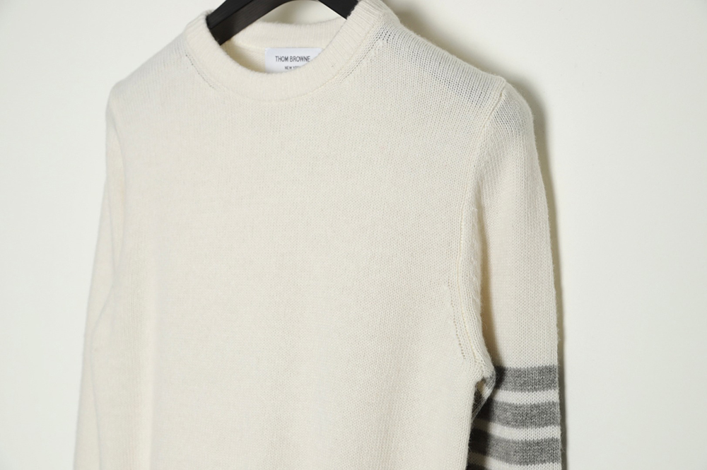 THOM BROWNE 21FW Three-Button Australian Wool Crew Neck Sweater