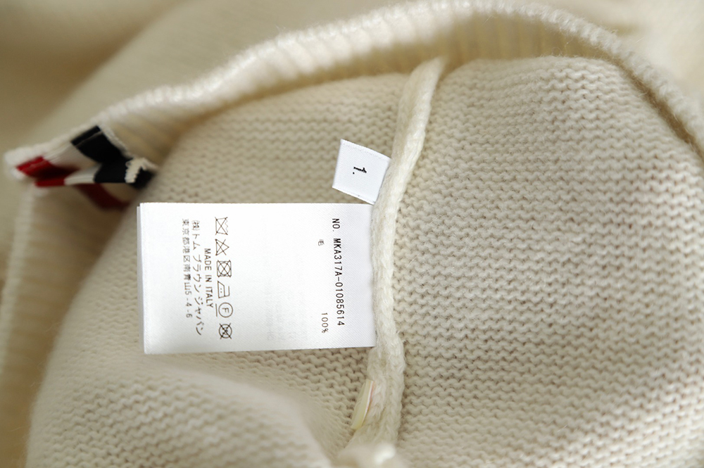 THOM BROWNE 21FW Three-Button Australian Wool Crew Neck Sweater