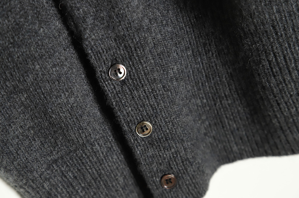 THOM BROWNE 21FW Three-Button Australian Wool Crew Neck Sweater