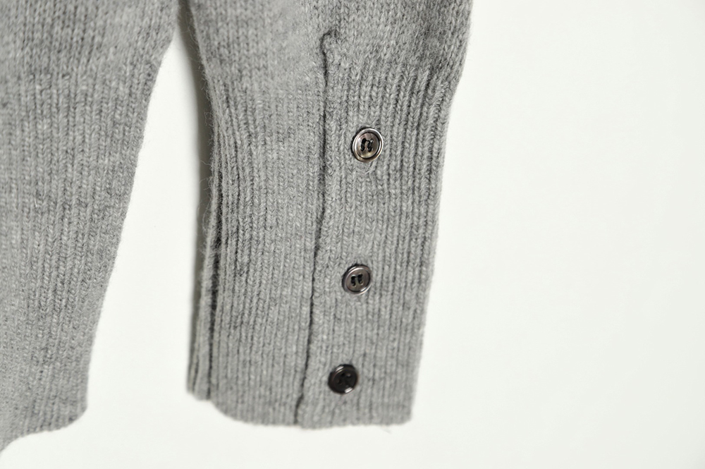 THOM BROWNE 21FW Three-Button Australian Wool Crew Neck Sweater