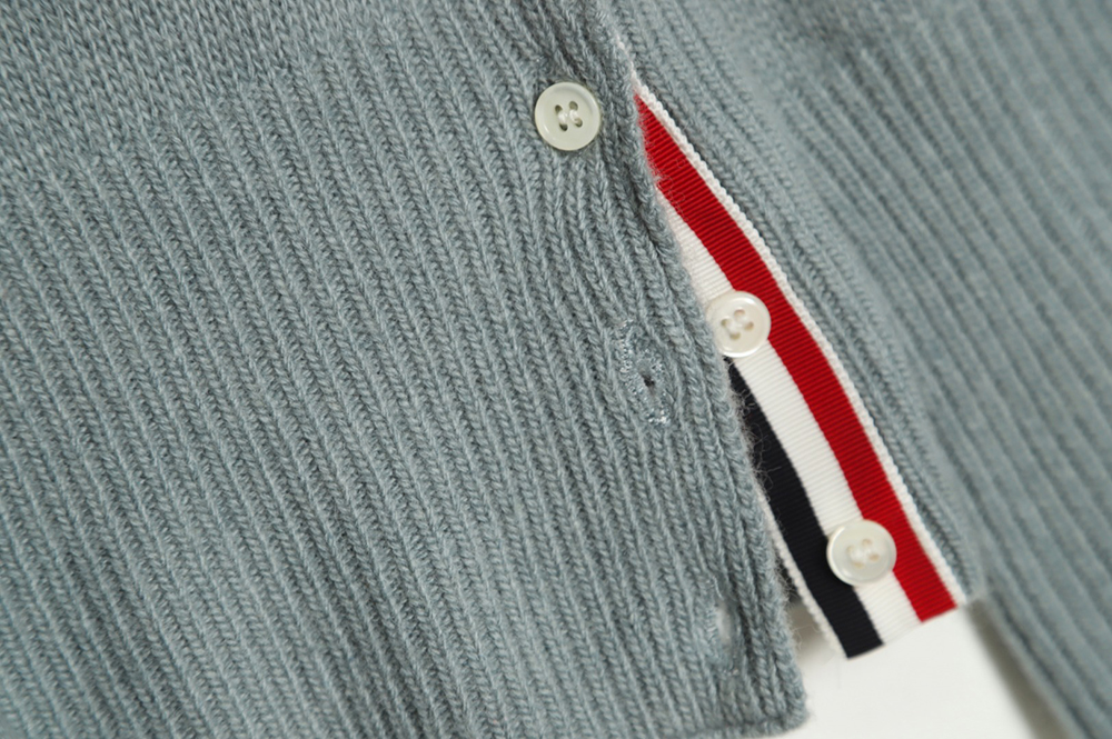 THOM BROWNE 21FW Three-Button Australian Wool Crew Neck Sweater