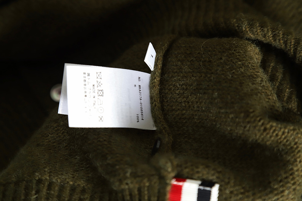 THOM BROWNE 21FW Three-Button Australian Wool Crew Neck Sweater