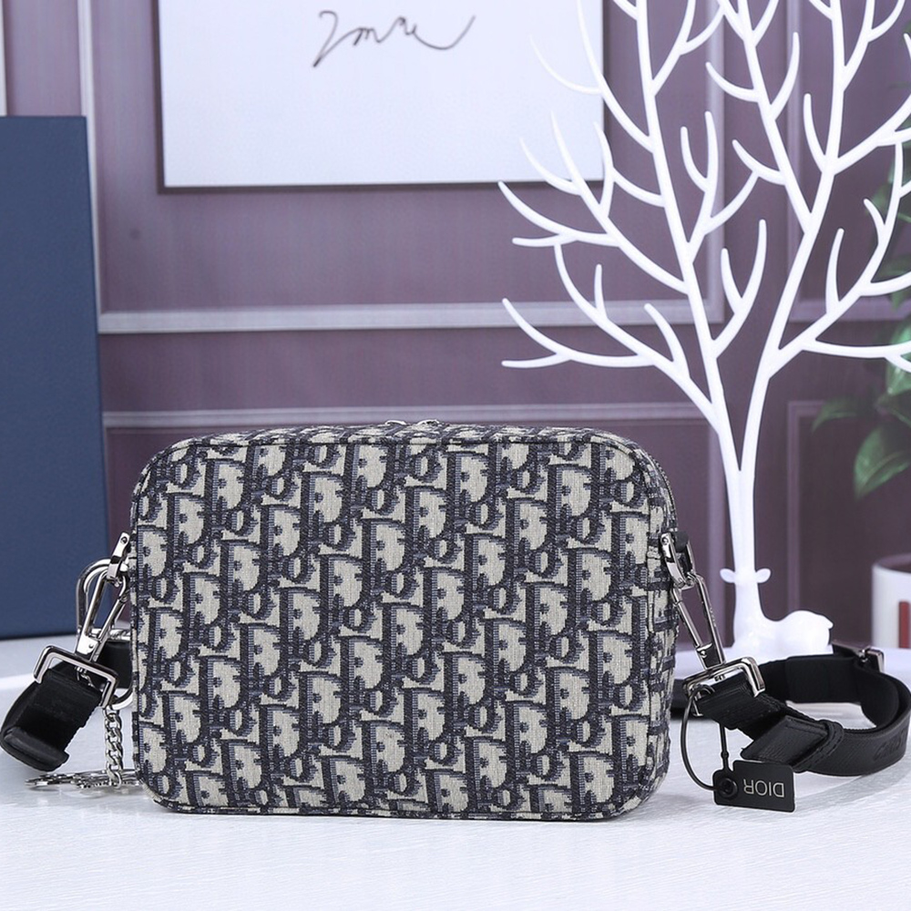 Christian Dior Bags H27E 22*15*6cm