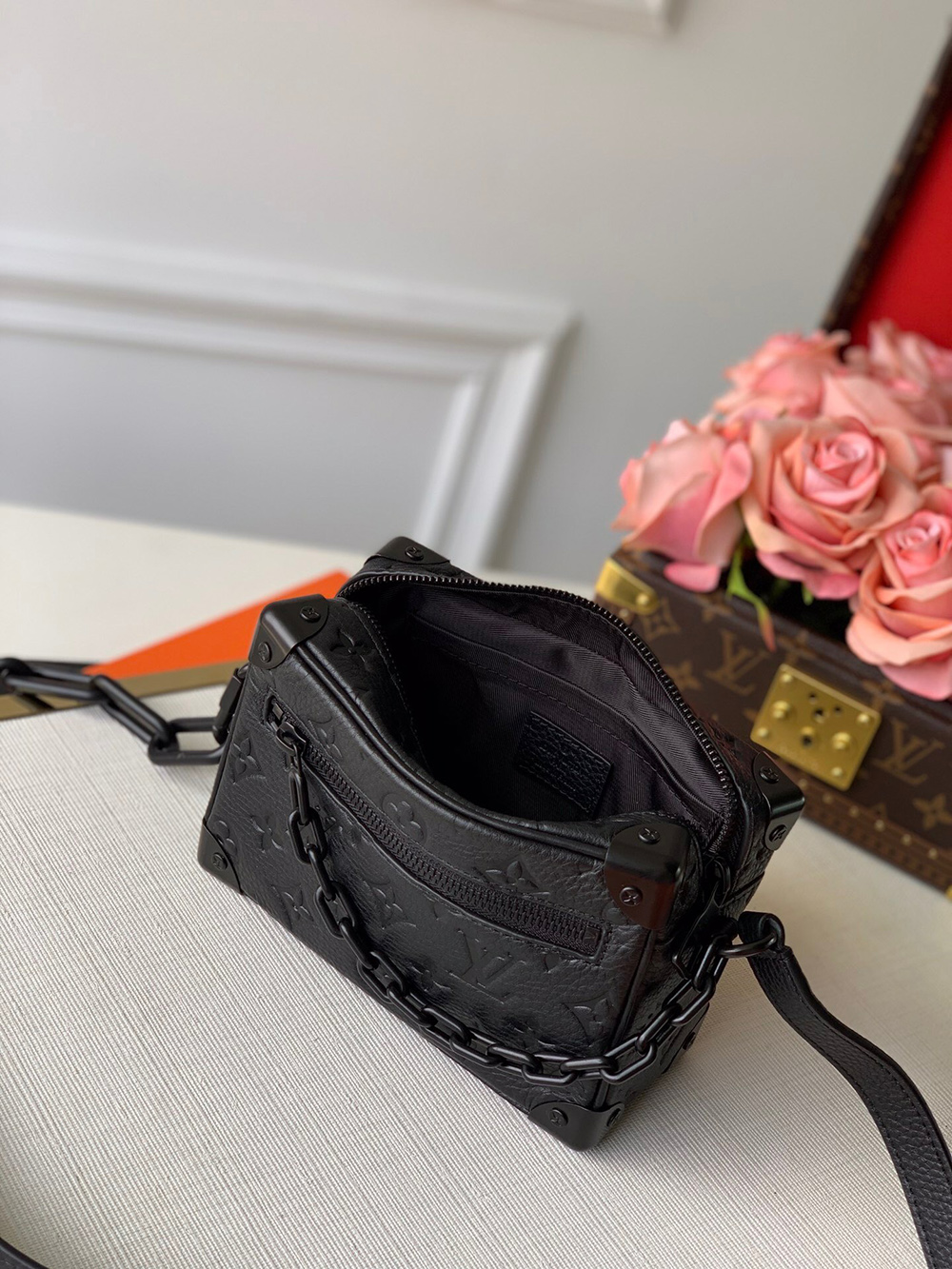 Louis Vuitton Bags N55702 18*13*8cm