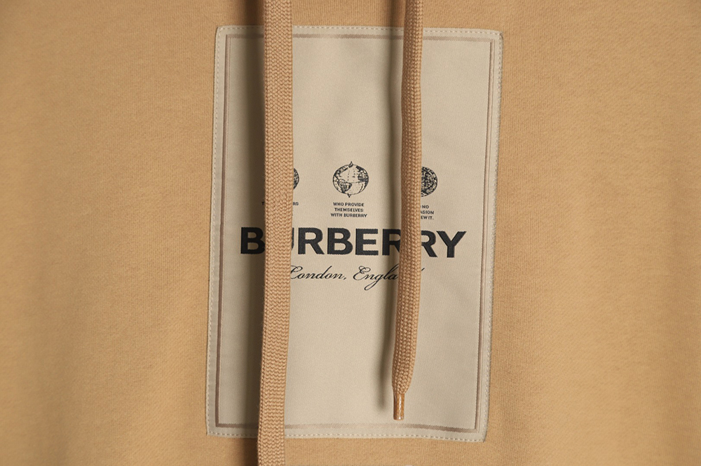 Burberry 22FW Chest Patch Hoodie
