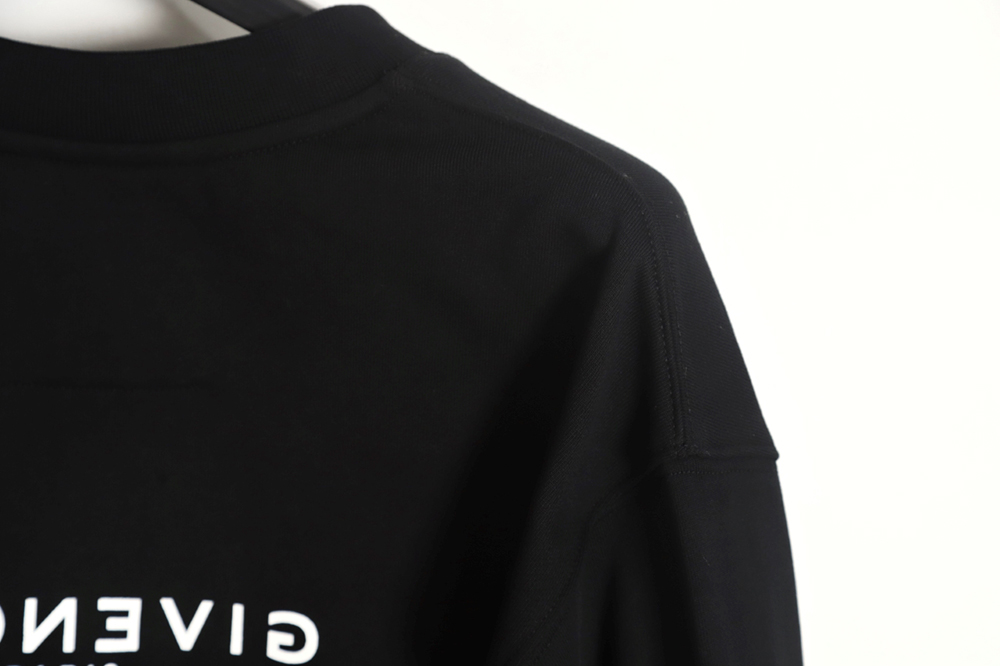 Givenchy 22SS Reversed Letters Crewneck Sweatshirt