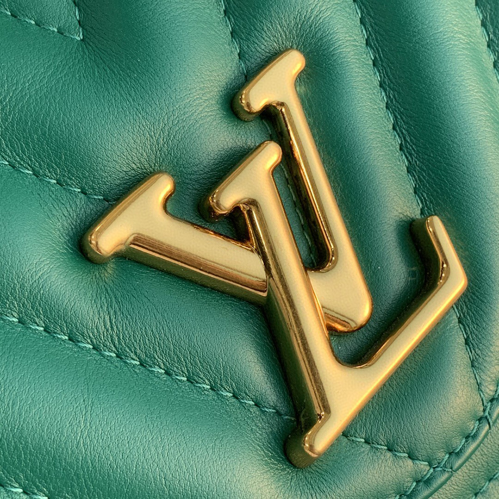 Louis Vuitton Bags M58664 24*14*9cm