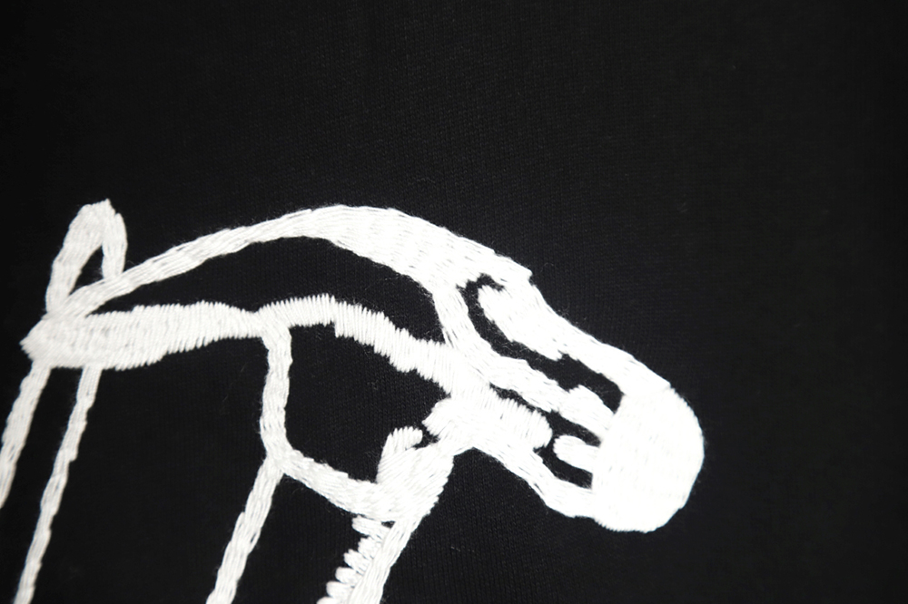 Louis Vuitton 23FW hammer tool embroidered crew neck sweatshirt