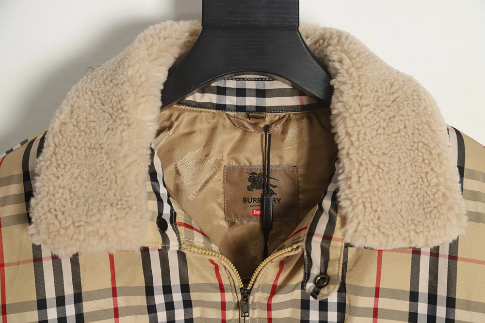 BURBERRY X Supreme joint plaid war horse embroidered cotton jacket