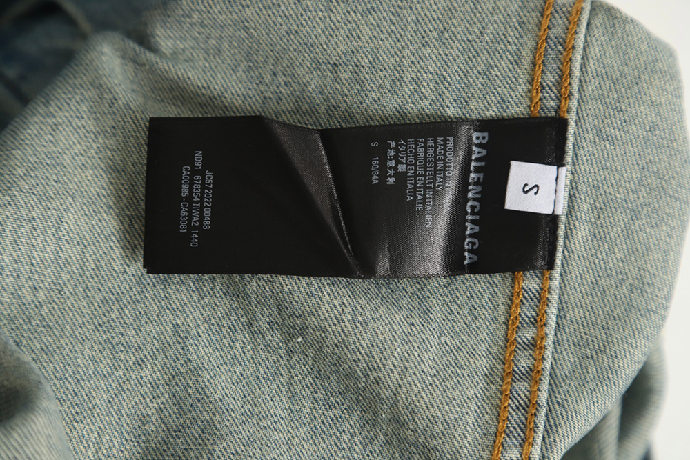 Balenciaga 23Fw lightning knife destroyed washed distressed denim jacket