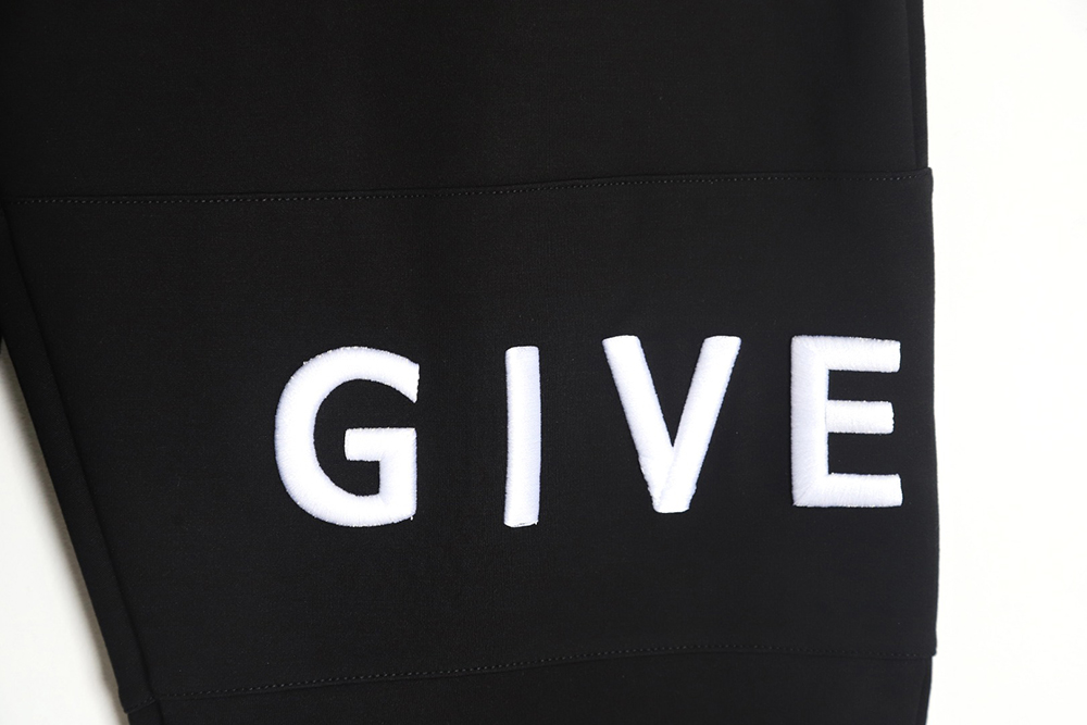 GIVENCHY 23Fw embroidered letter logo trousers