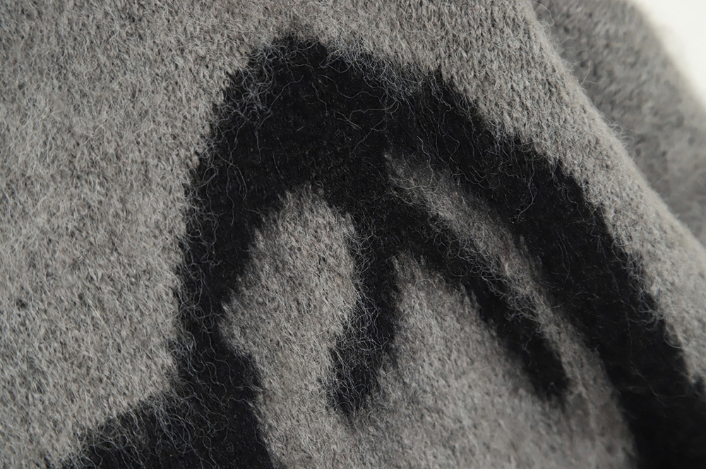 Givenchy 21FW dog head mohair crew neck sweater
