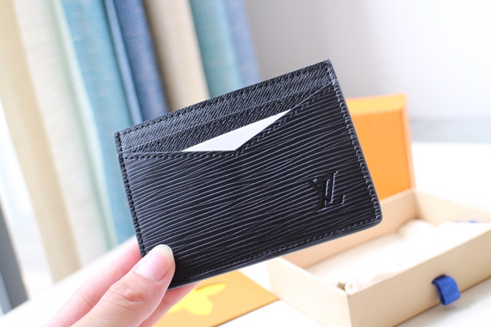 Louis Vuitton Wallets M67210 7.5*12cm