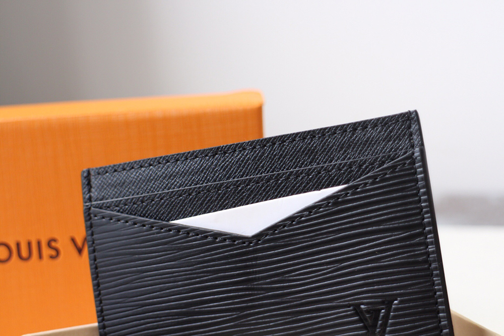 Louis Vuitton Wallets M67210 7.5*12cm