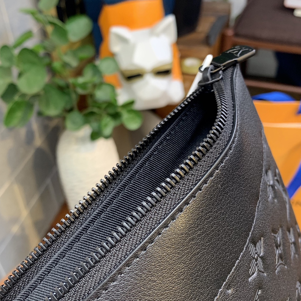 Louis Vuitton Bags M62903 34*25*2cm