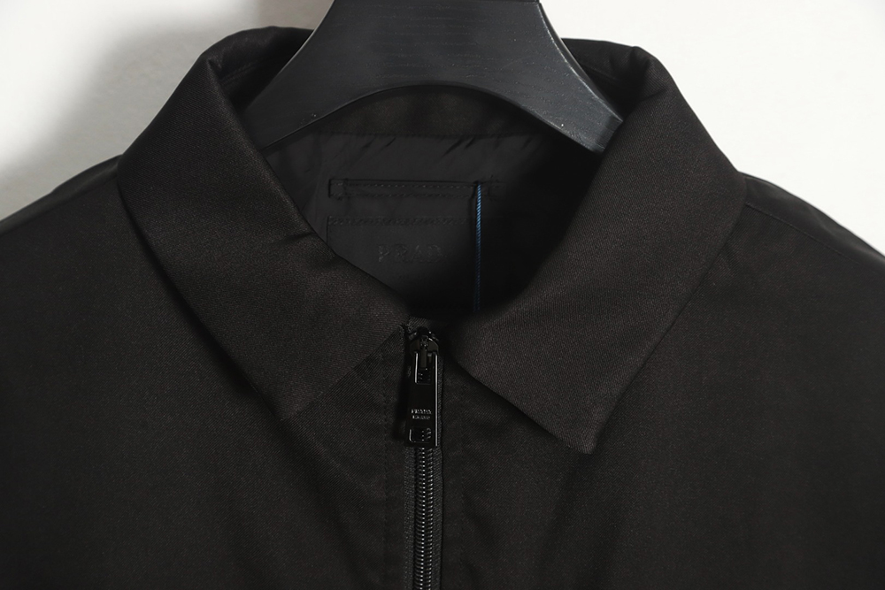 Prada 23FW vertical zipper lapel triangle nylon windproof jacket