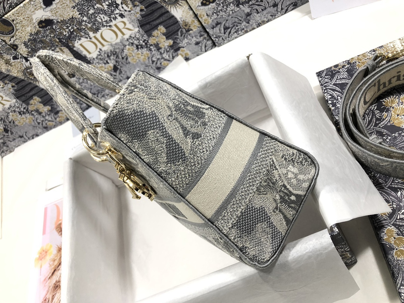 Christian Dior Bags M0565 24*20*11cm
