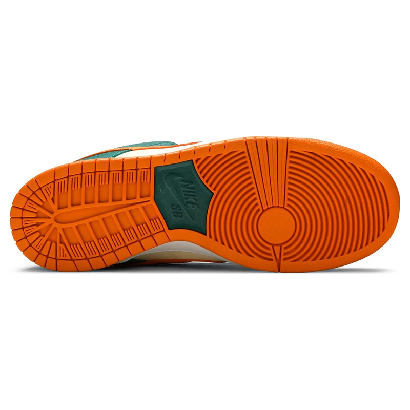 Dunk Low Pro SB 
