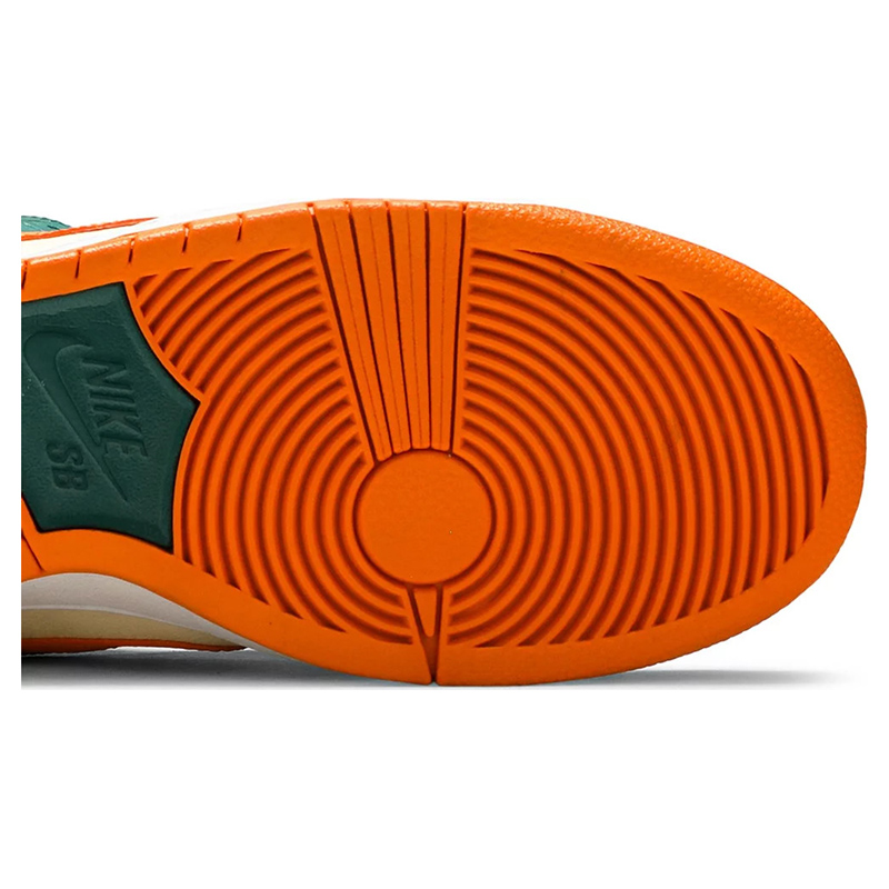 Dunk Low Pro SB 