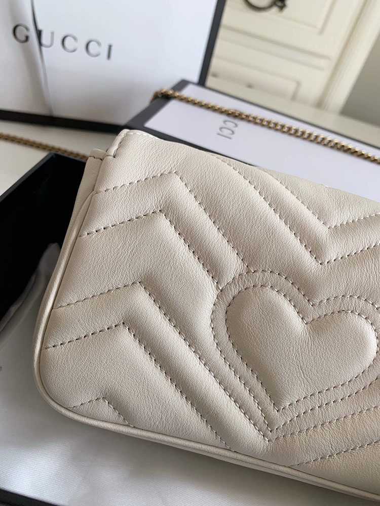Gucci 476433 GG Marmont Matelasse Super Mini Bag White
