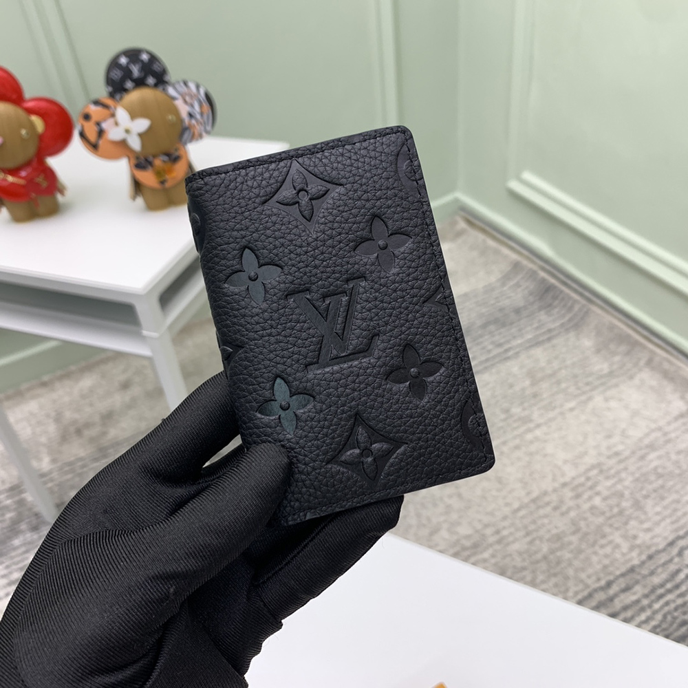 Louis Vuitton Wallets M69044 8*11*1cm