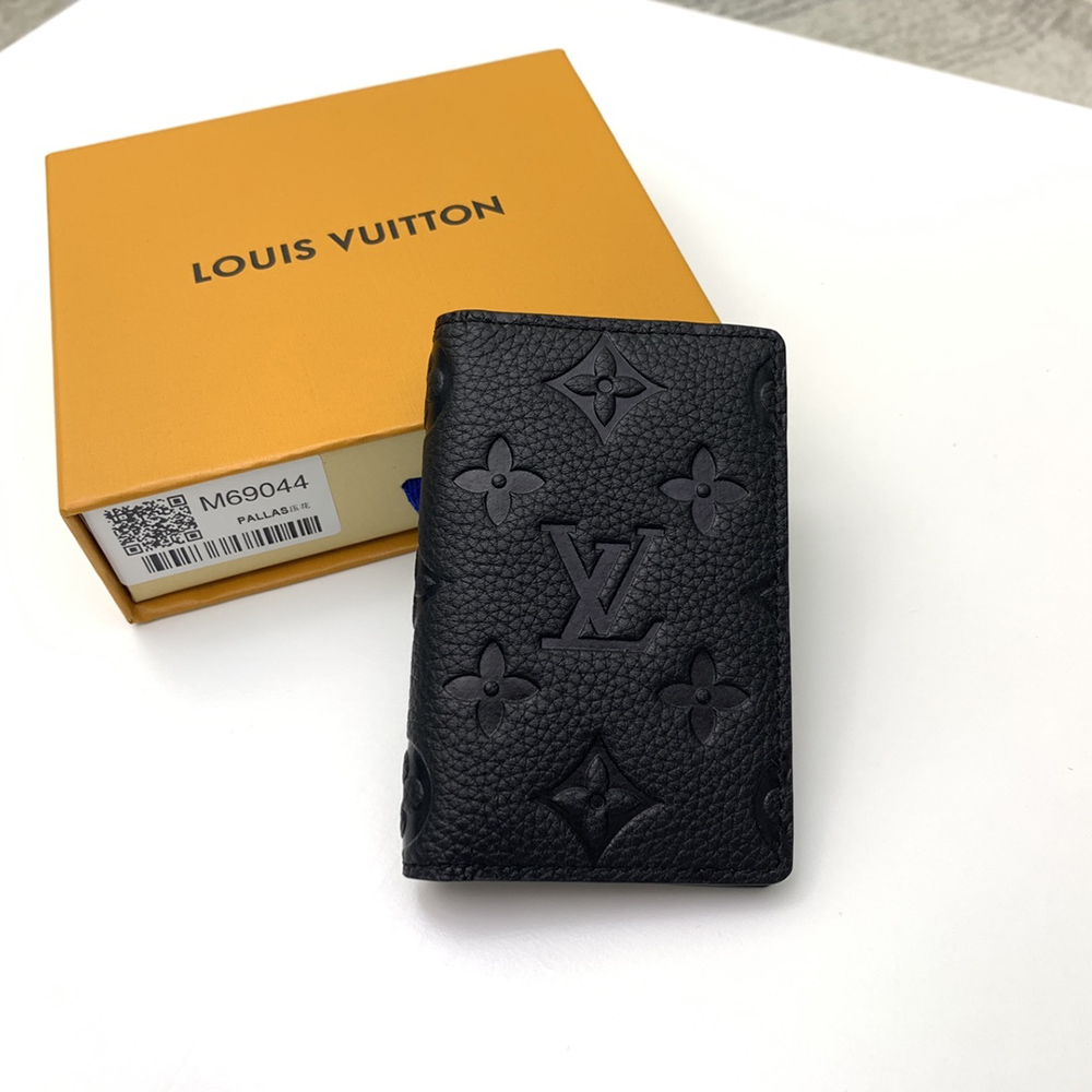 Louis Vuitton Wallets M69044 8*11*1cm