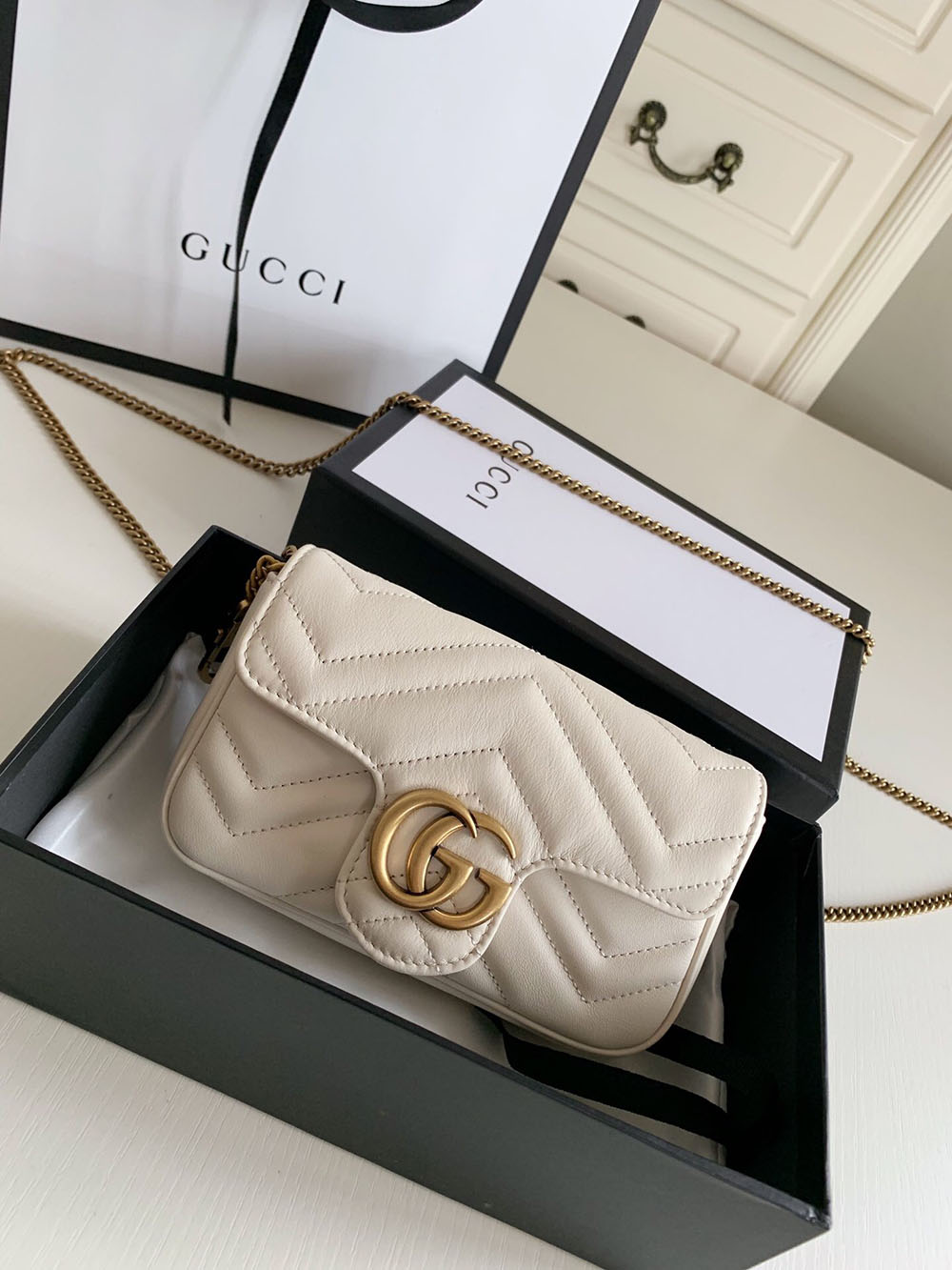 Gucci 476433 GG Marmont Matelasse Super Mini Bag White