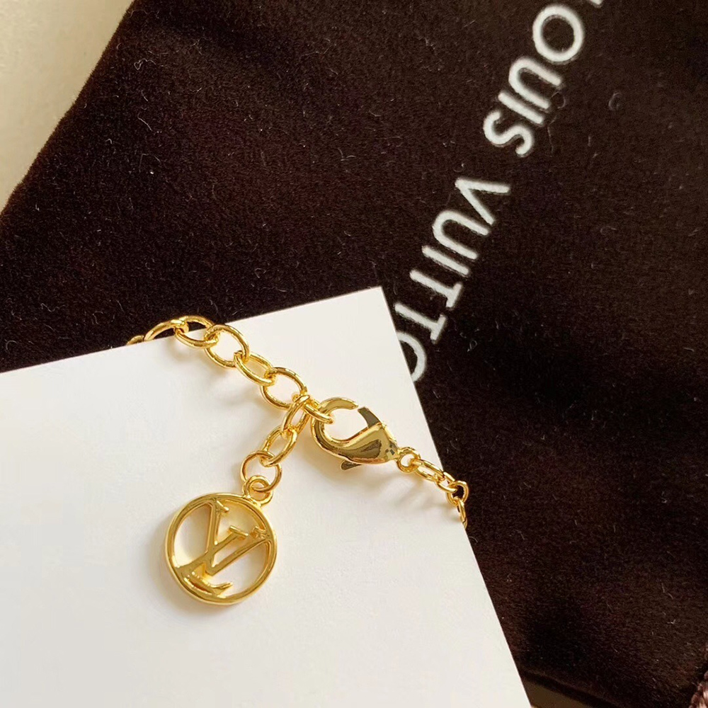 Louis Vuitton Essential V Perle bracelet DF620946